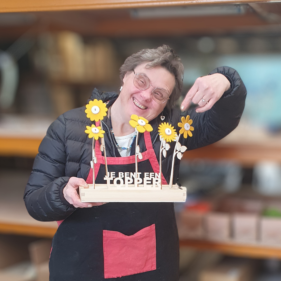 Happy Blooms 'Your logo' - cerise