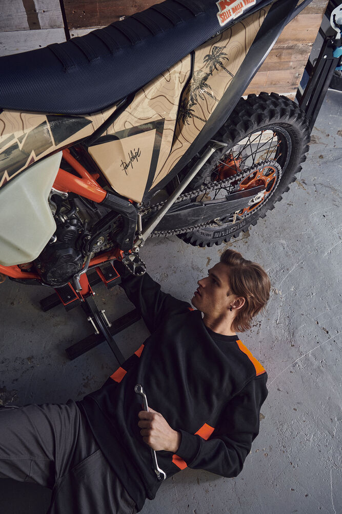 Clique - Ambition Roundneck Signaaloranje M