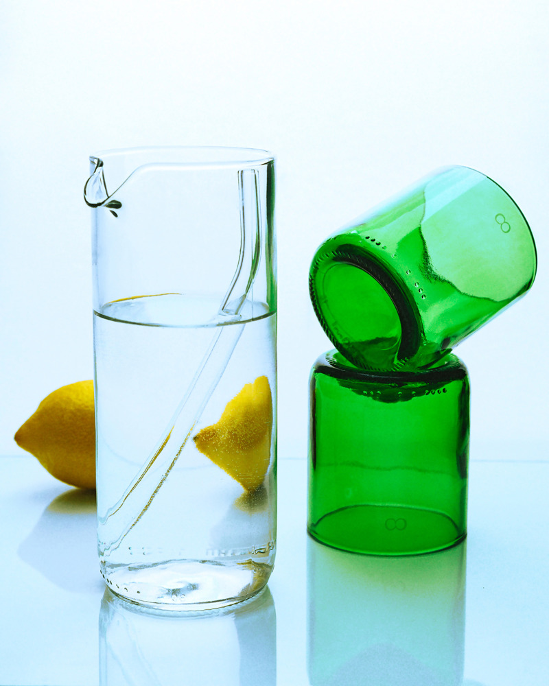 Upcycled olijfkleurige karaf (600ml)