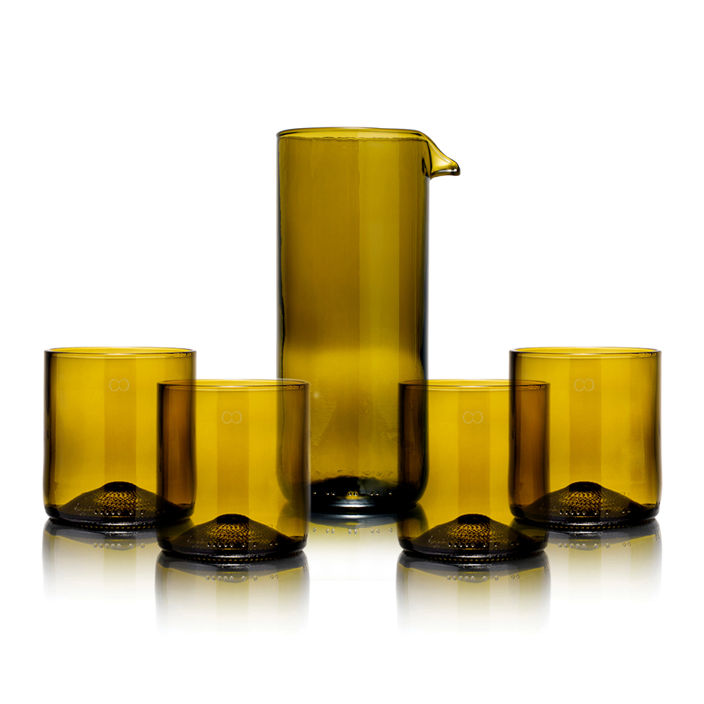 Upcycled transparant gekleurde karaf (600ml)